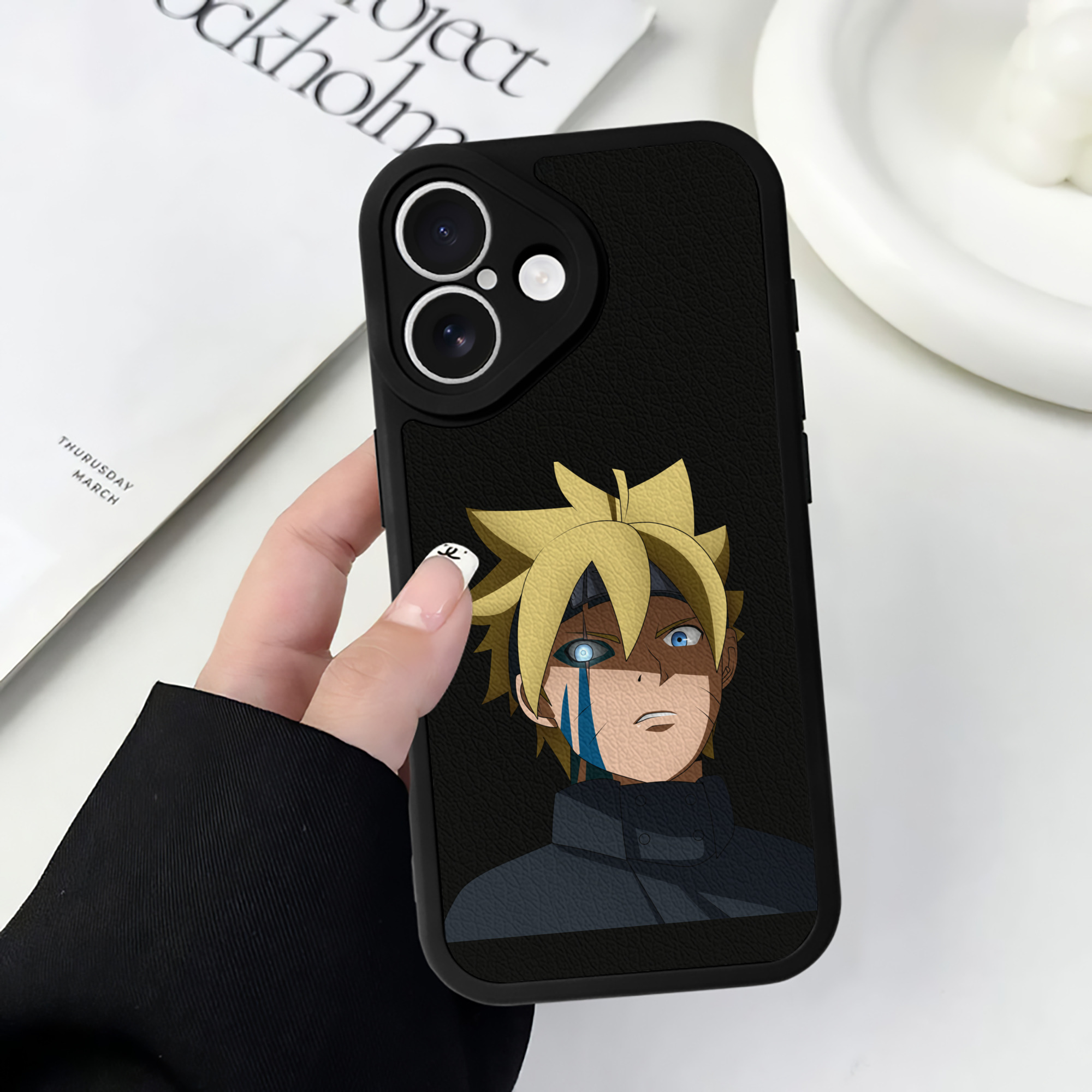 （画像用） NARUTO -ナルト- うずまき ボルト Uzumaki Boruto 【iPhone 16シリーズ対応】シリコンスマホケース（レザー調） 材質：シリコン